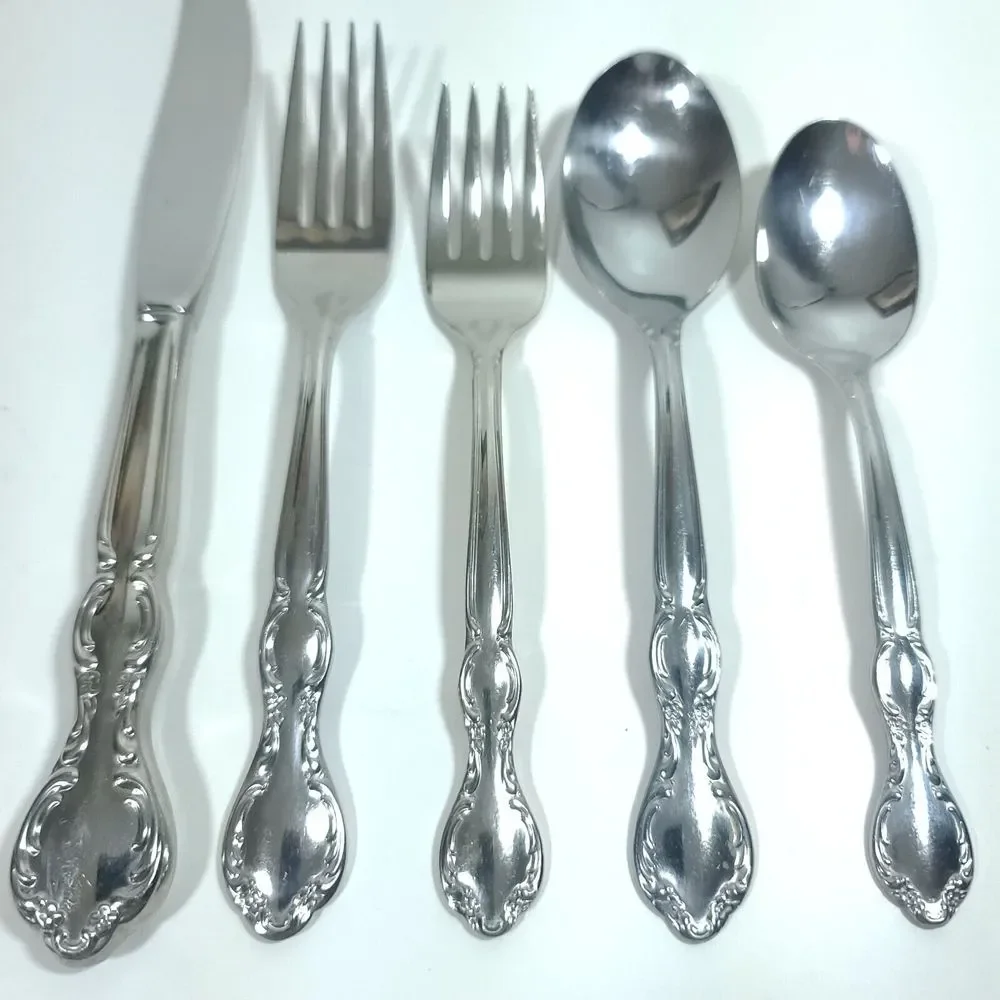 WM. Rogers & Son Royal Manor Single Place Setting Stainless Flatware Set 5 Piece